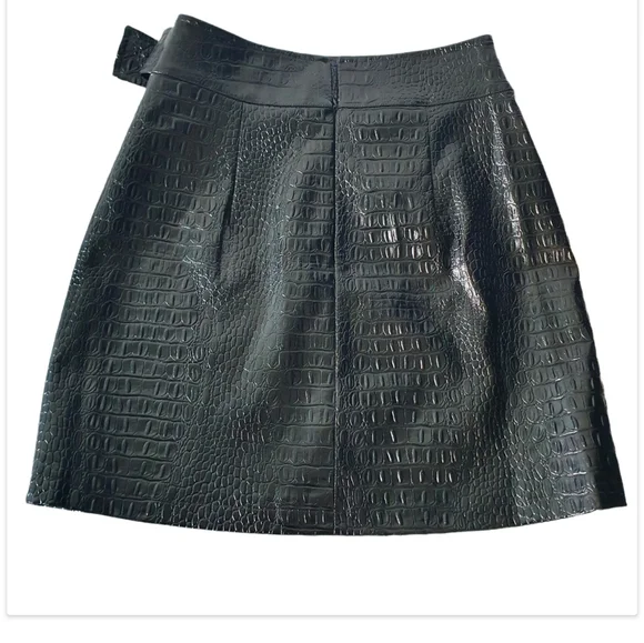 Atmos&Here Bianca Belted Mini Skirt faux Leather size 8 Black NWOT - Picture 5 of 7